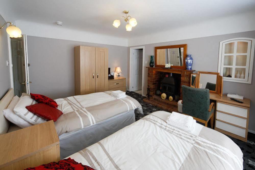 Wyngate Guest House Great Meols Ngoại thất bức ảnh